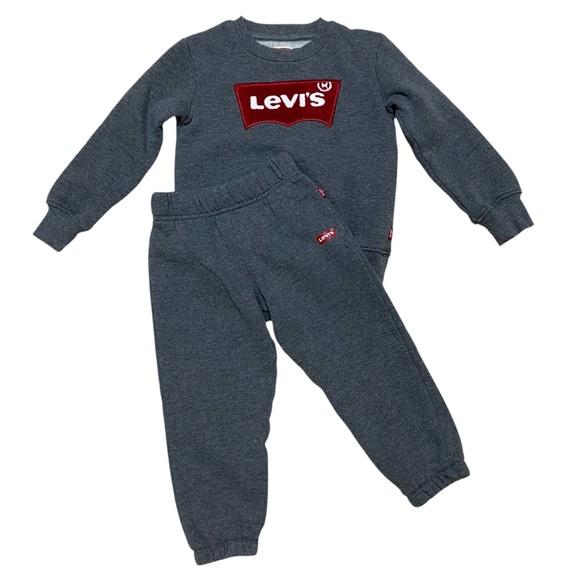 Levi's Other - Levi's Kids Charcoal Jogger Levi’s Sweatsuit Logo Gray Red
